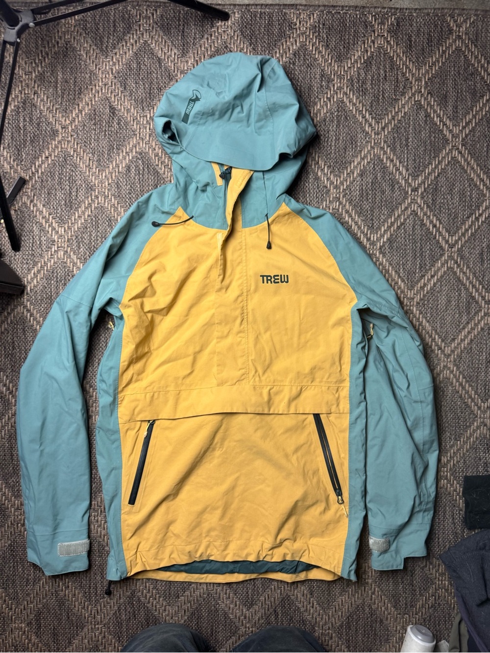 Trew Gear Men’s Popover Jacket Anorak Small Hi Vis Blue